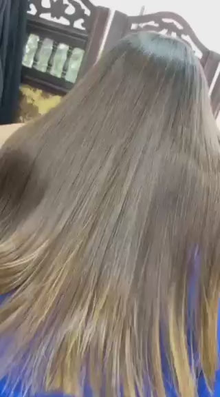 Video laden: Kera Glow Guaraná Tanin Glättungsbehandlung – Extremer Glanz &amp; Schimmer 